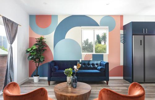 Historic Filipinotown House | Central 4BR Townhome Modern Perks