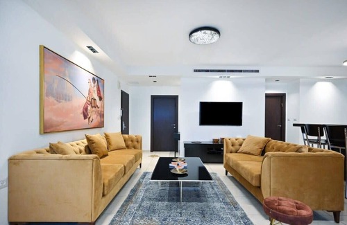 Tel Aviv Apartment | Central and Cozy 2BR in Ben Gurioun blvd by HolyGuest