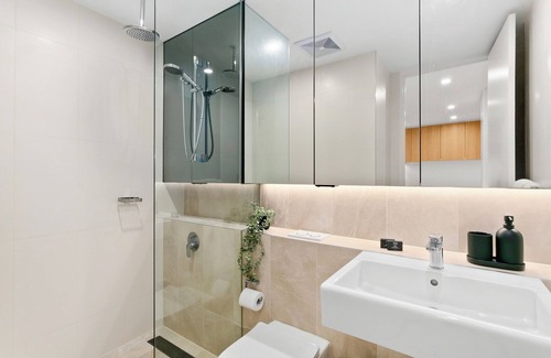 Cremorne Apartment | Central and modern 1 bedroom unit - Neutral Bay