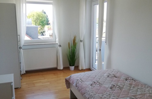 Bad Vilbel Apartment | Central and quiet living
