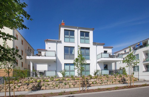 Gohren Apartment | Central apartment with terrace, use of swimming pool and sauna - Villa Anni FeWo 02