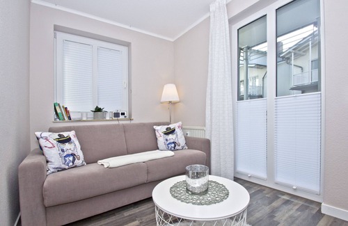 Gohren Apartment | Central apartment with balcony, use of swimming pool and sauna - Villa Buskam apartment 22