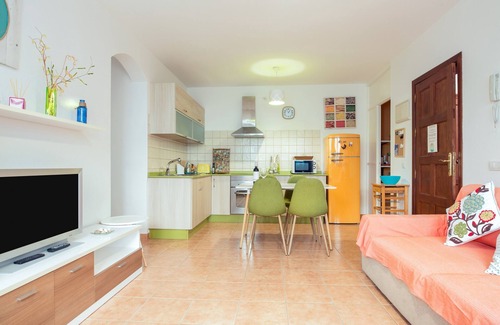 El Cotillo Apartment | Central Apartment "El Muellito" On the Beach with Rooftop Terrace & Wi-Fi
