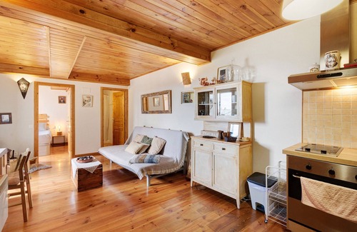 Osseja Apartment | Central Apartment in Ossèja