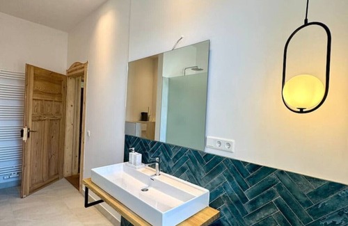 Fuerth Apartment | Central apartment - up to 6 guests