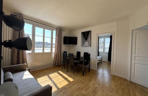 Vaugueux Apartment | Central apartment with balcony - castle view