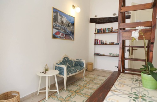 Old Town Apartment | Central Apartment With Balcony
