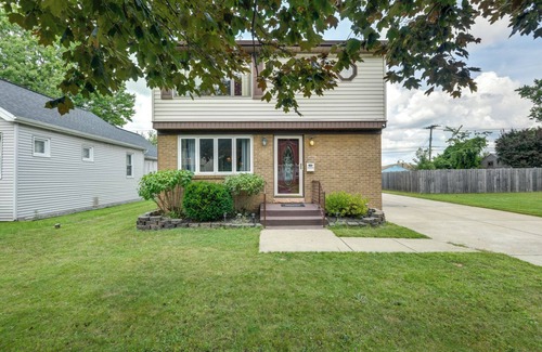 Depew Apartment | Central Apt in Cheektowaga w/Private Deck!