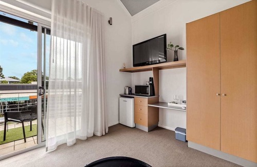 Margaret River Apartment | Central Apt w/Free Parking | Margaret River