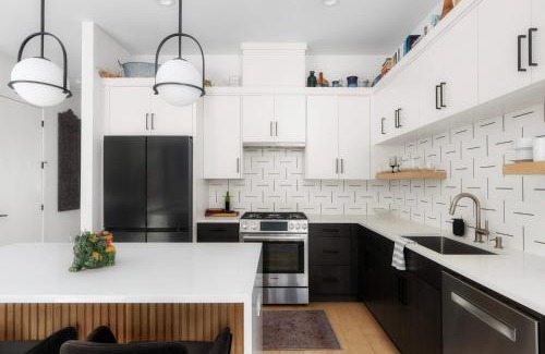 Brentwood House | Central Austin Oasis with Pool - Sleeps 9