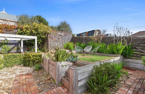Barwon Heads Apartment | Central Barwon Beach Unit