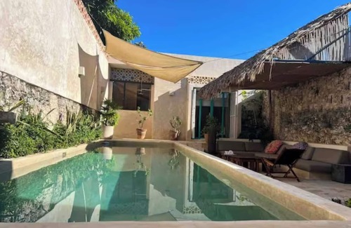 Barrio de Santiago House | Central & Bohemian House Pool Yard
