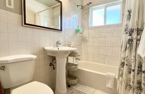 Old North Boulder House | Central Boulder! 3Bdrm Nice Cozy House