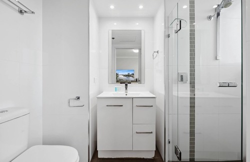 Brisbane Central Business District Apartment | Central Brisbane Studio with Stunning River Views