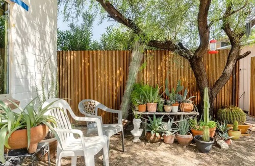 Palo Verde House | Central Casita with pool/hot tub and pet friendly