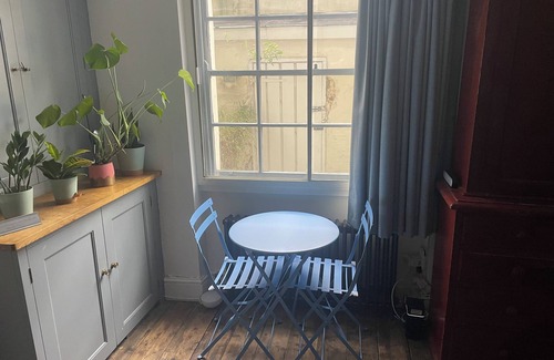 South Bank Apartment | Central Chic & Cozy studio in zone 1 of London
