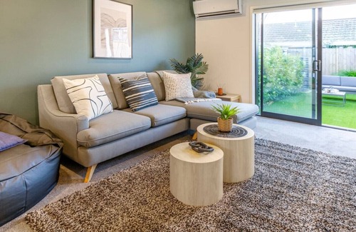 Christchurch House | Central City Hideout with/Free Car parking
