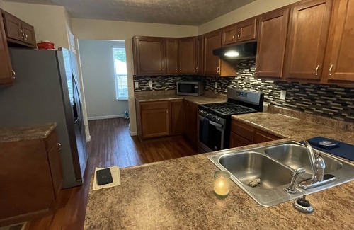 Columbus House | Central Columbus Home sure to fit all of your needs.