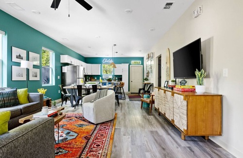 North Charleston House | Central Comfort - New Build | Grill, Chill & Relax