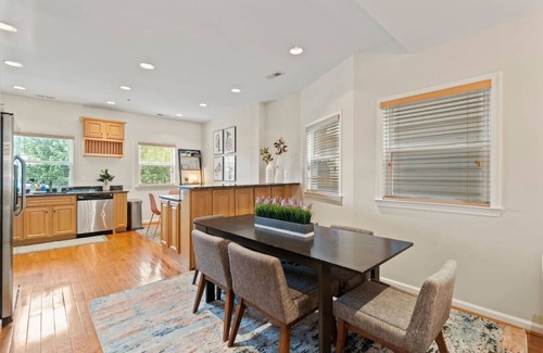 Shaw House | Central Conv Ctr | Luxury In-Law Suite by DCottage