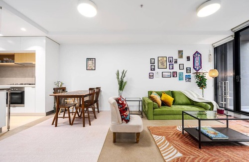 Abbotsford Apartment | Central Cosy Private Hideaway in Richmond
