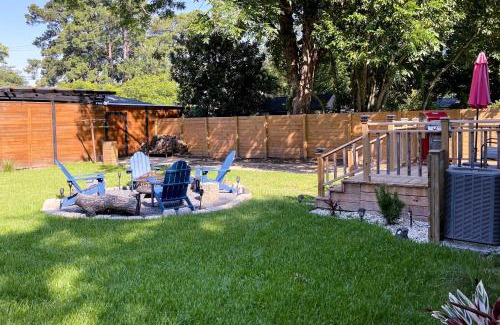 Lafayette House | Central Cottage with Grill, 1 Mi to Cajun Field