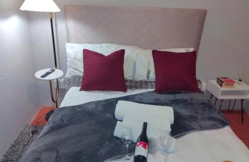 Berea Apartment | Central & cozy Vincent bachelor