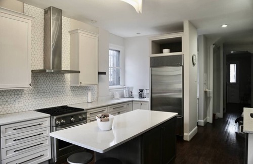 Central West End Apartment | Central CWE Luxury, King Beds, Huge Primary Suite