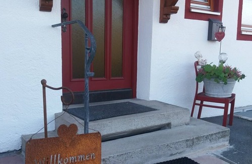 Garmisch-Partenkirchen Apartment | Central but quiet apartment with beautiful mountain views