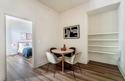 North Burnet Apartment | Central Domain 2br w pool wd gym ATX-204