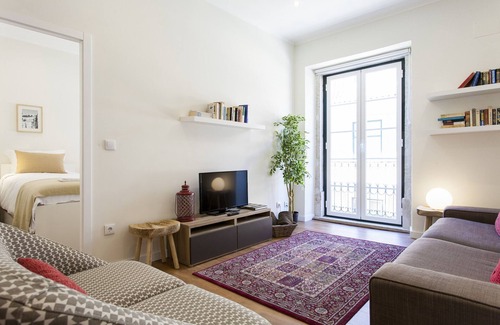 Santa Maria Maior Apartment | Central Downtown 4E up to 13guests by Central Hill