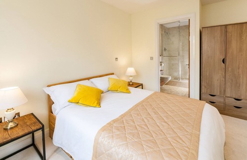 Durham Apartment | Central Durham Riverfront Apartment with Free Parking