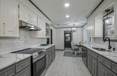 Central House | Central Family Get-A-Way