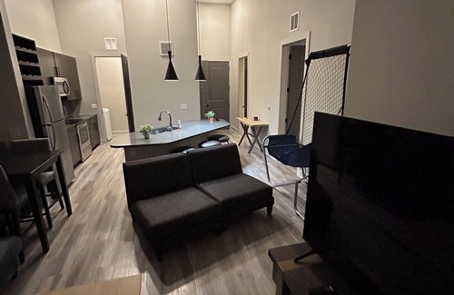 Frisco Apartment | Central Frisco Apartment 1-bedroom apartment Near Hwy 121 and Ohio