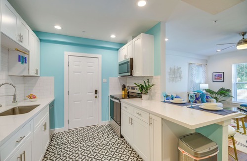 Montrose Apartment | Central Houston Apartment w/Furnished Patio!
