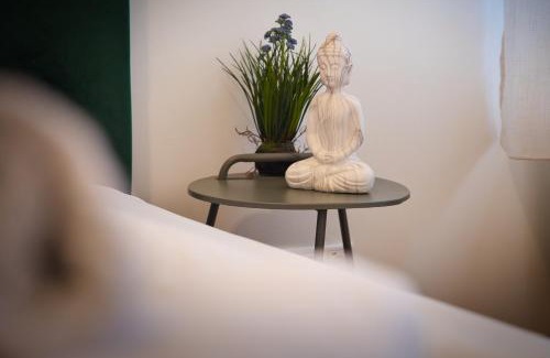 Amberg Apartment | Central Hub