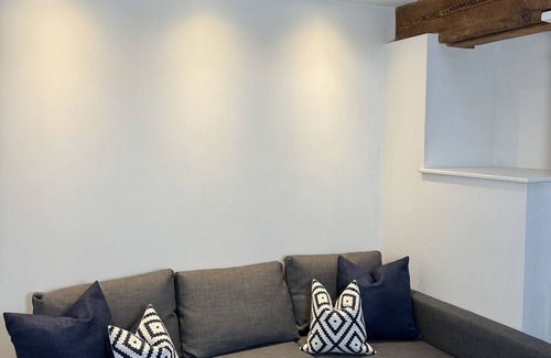 Hull Old Town Apartment | Central Hull Apartment 2