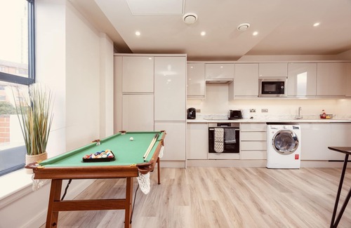 Leeds Apartment | Central Leeds Penthouse 2BR Duplex&Free Parking