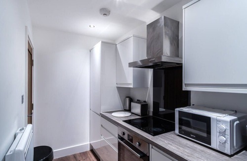 Liverpool City Centre Apartment | Central Liverpool 1 Bed Apartment w Balcony