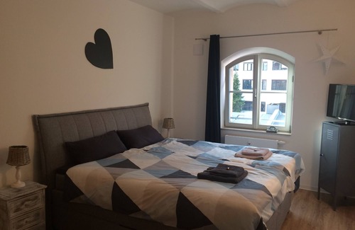 Mitte Apartment | Central living in the Zollhof, modern & cozy, with parking, all new!
