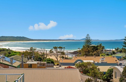 Crescent Head House | CENTRAL LOCATION - WALK TO EVERYTHING