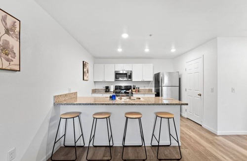 Reno/Tahoe Airport Apartment | Central Location | Free Parking