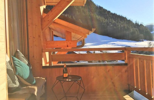 Morzine Apartment | Central location Luxury 2 bed 2 bath Apartment