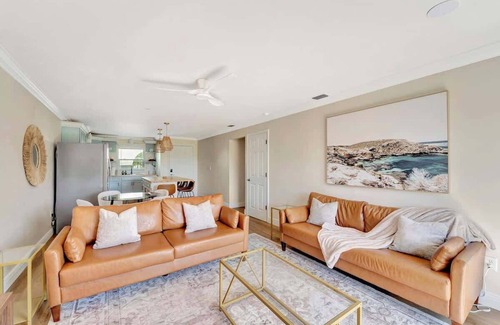 Harbour Heights House | Central Location Near I-75, PGD Airport & Downtown