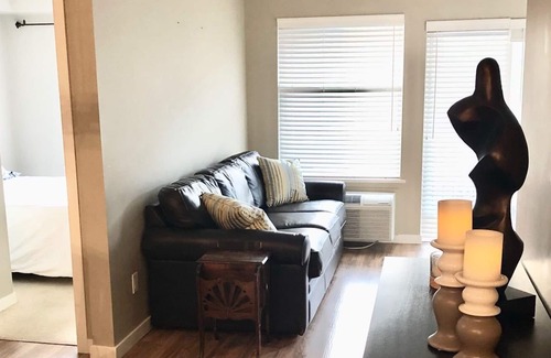 North Glenmore Condo | Central Location Tastefully Furnished available for monthly rentals