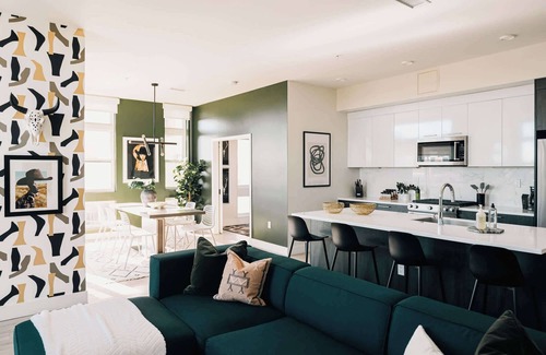 Highland Condo | Central LoHi Clubhouse | Skyline View | Sleeps 12!