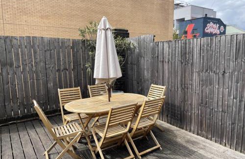 Camden Town with Primrose Hill Apartment | Central London Charming Camden Split Level Home