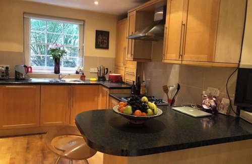 Kennington House | Central London Family House/Home With Private Garden
