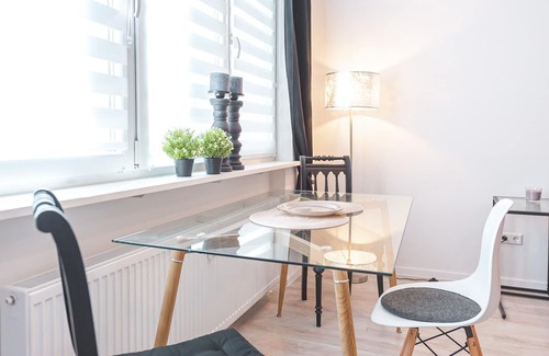 Weinsteige Apartment | Central, modern designer appartment in downtown Stuttgart