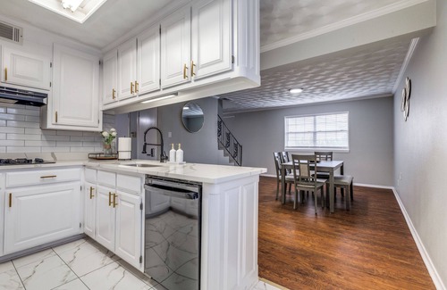 Haltom City House | Central Modern DFW Perfect for Families & Groups!